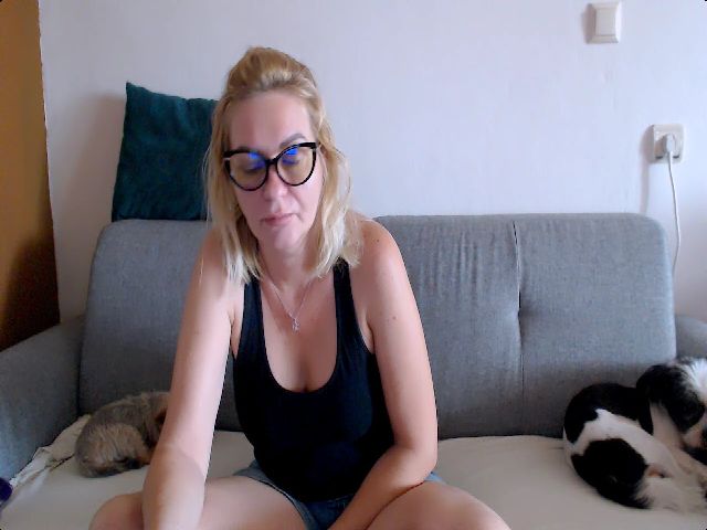 Live sex webcam photo for Stephycute #256210017