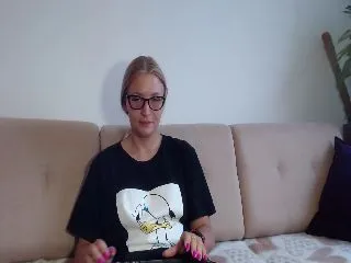 Live sex webcam photo for UrBlack_Kitty #252115502