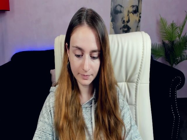 Live sex webcam photo for MissTianaa #252708972