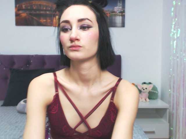 Live sex webcam photo for Urshygirl #241035995