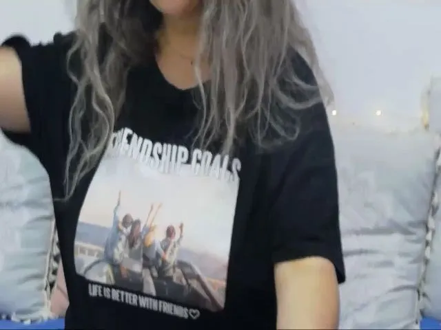 Live sex webcam photo for CurlyVibe #254670487