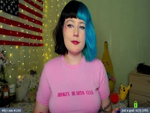 Live sex webcam photo for RoomOfGhosts #262353629