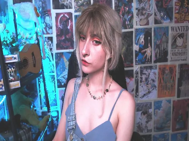 Live sex webcam photo for Manarose27 #252271713