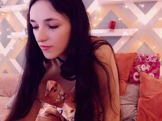 Live sex webcam photo for KariNeal #241049140