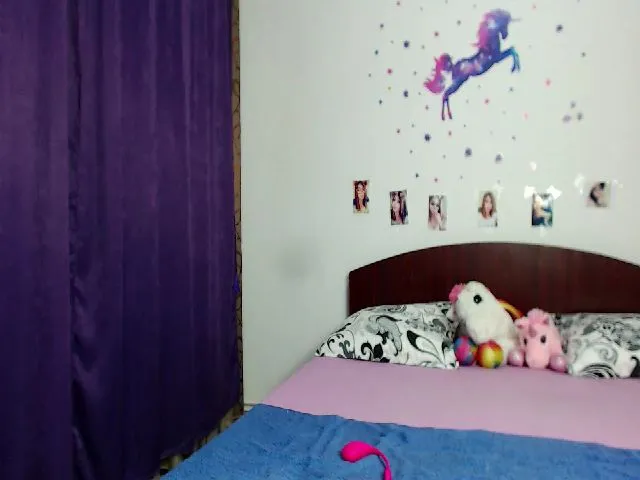 Live sex webcam photo for Diamond06 #253869192