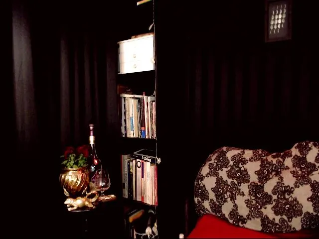Live sex webcam photo for Thaissa #255813893