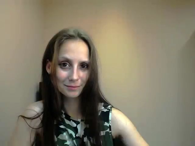 Live sex webcam photo for CuddliesNikki #253192656