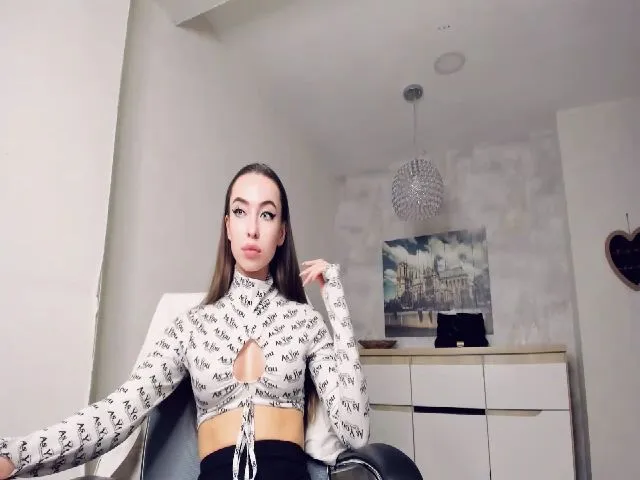 Live sex webcam photo for TheNorthQueen #259658014