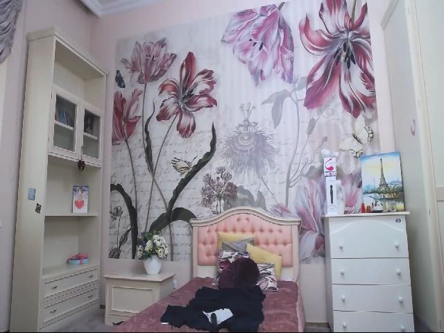 Live sex webcam photo for JodyGleen #255032585