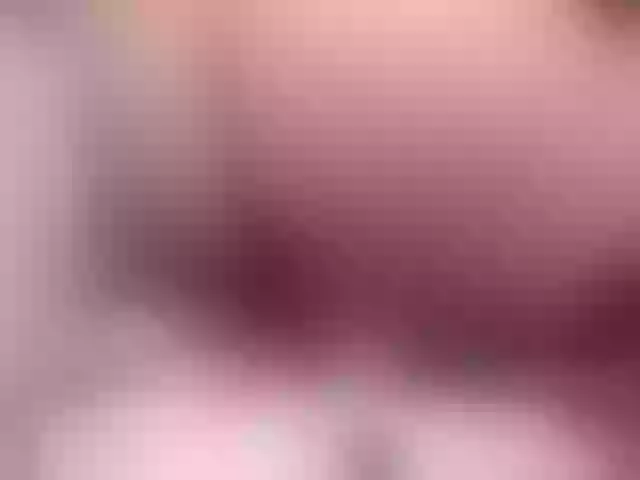 Live sex webcam photo for lucy-hot1 #242598205