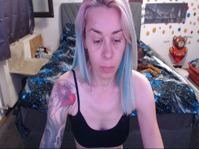 Live sex webcam photo for Directgirl #258694637