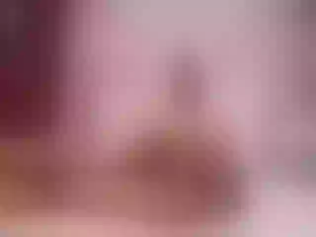 Live sex webcam photo for RubyStar0 #258398114