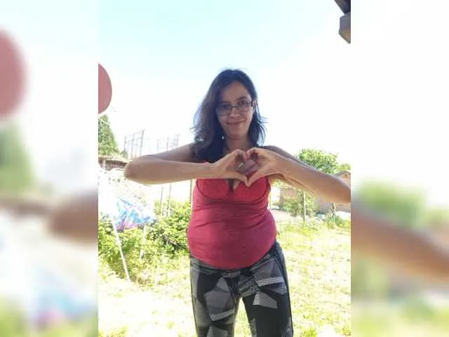Live sex webcam photo for sexybadbitch #242316404