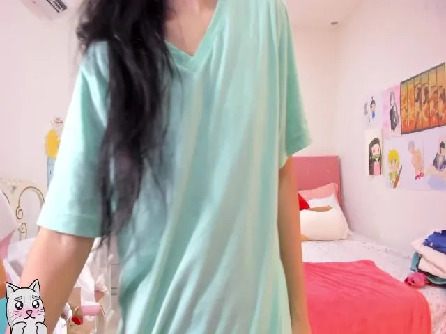 Live sex webcam photo for AnnieJulieth #264121225