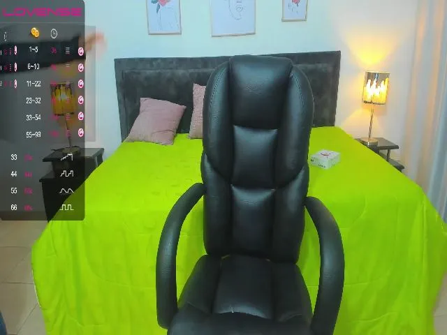 Live sex webcam photo for Hhalaa_ #258041392