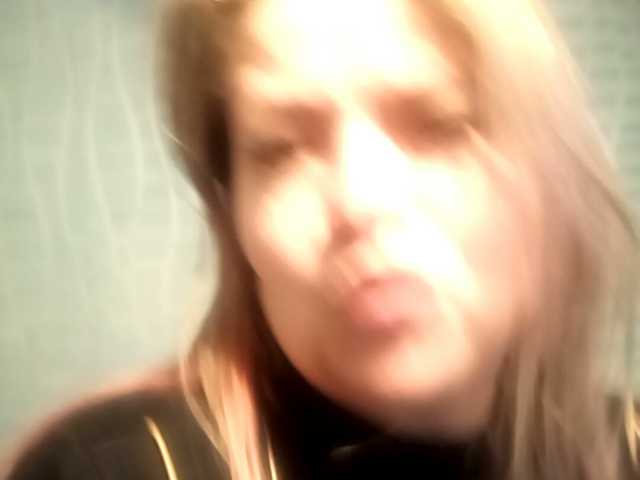 Live sex webcam photo for -Raven40- #241188972