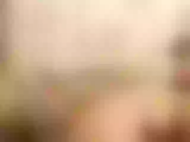 Live sex webcam photo for LouiseJenkin #256543869