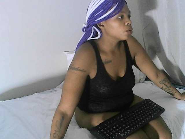 Live sex webcam photo for BlackMagic357 #246200758