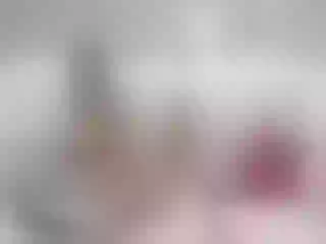 Live sex webcam photo for JulieDalton #254886012