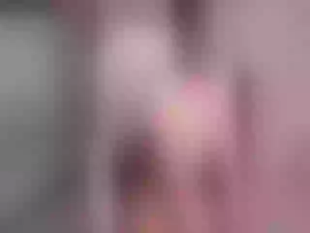 Live sex webcam photo for Sun_kissed1 #252781175