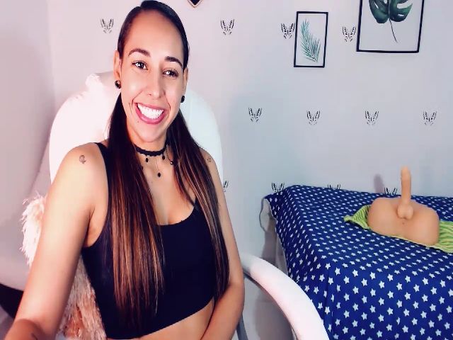 Live sex webcam photo for Tamy_bennett #262038714