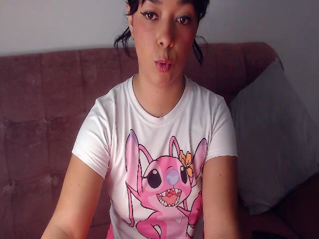 Live sex webcam photo for SalomeFrancoo #253990318