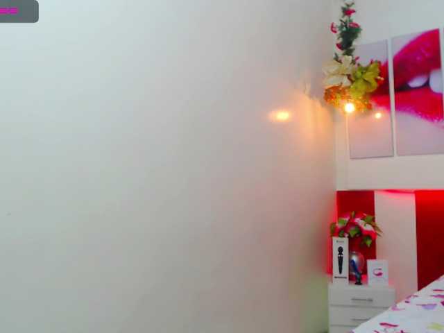 Live sex webcam photo for Cahiyaa #249596931