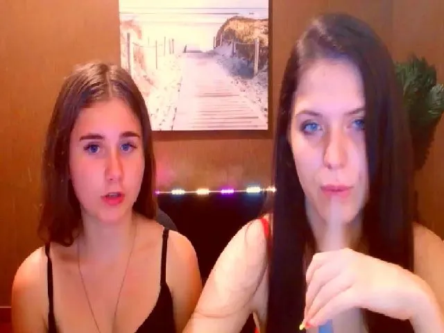 Live sex webcam photo for Antonia_W_ #257198934