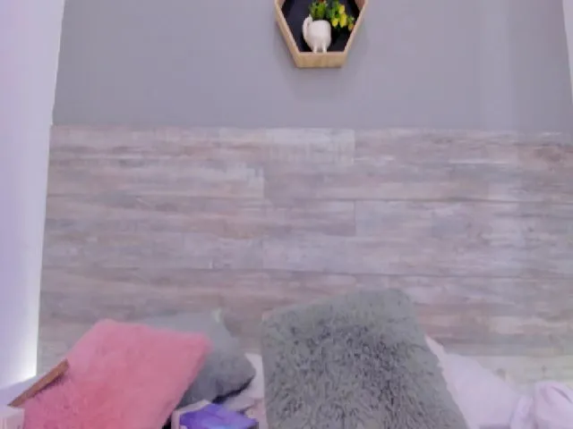 Live sex webcam photo for Skypiink #254712592