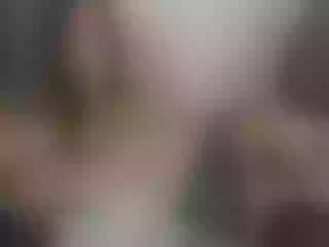 Live sex webcam photo for LittlePeach_ #263385891