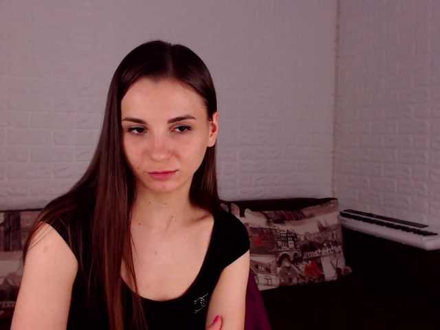 Live sex webcam photo for MelissaFlour #248793775