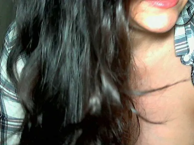 Live sex webcam photo for SexQueen1 #241160842