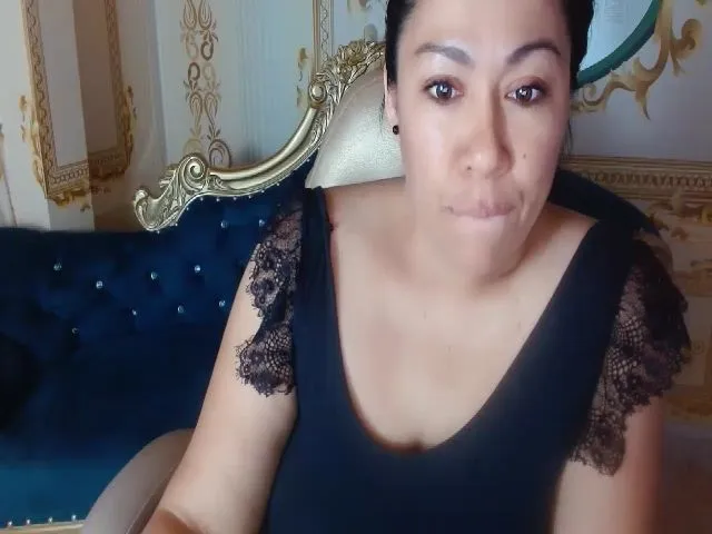 Live sex webcam photo for Milf_horny #255845599