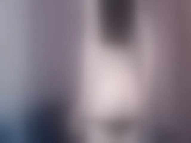 Live sex webcam photo for HotSwJenna #255535838
