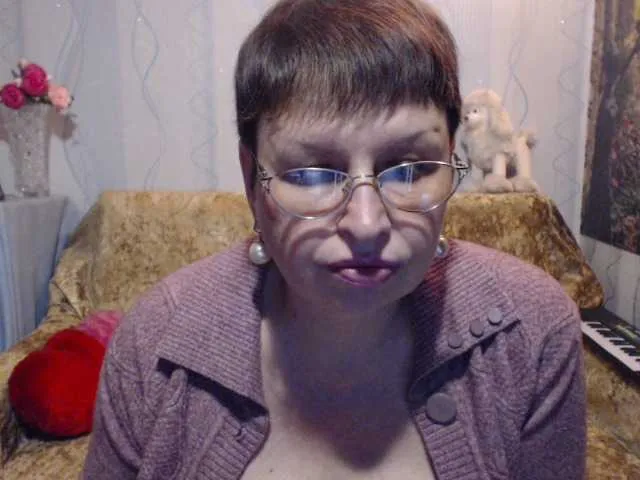 Live sex webcam photo for AzureSky #242949080