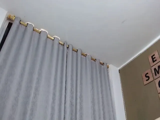 Live sex webcam photo for ScarletDsire #260828410