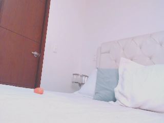 Live sex webcam photo for AliceFOX_ #252050468