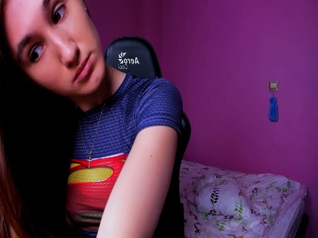 Live sex webcam photo for Kellykeat #255479553