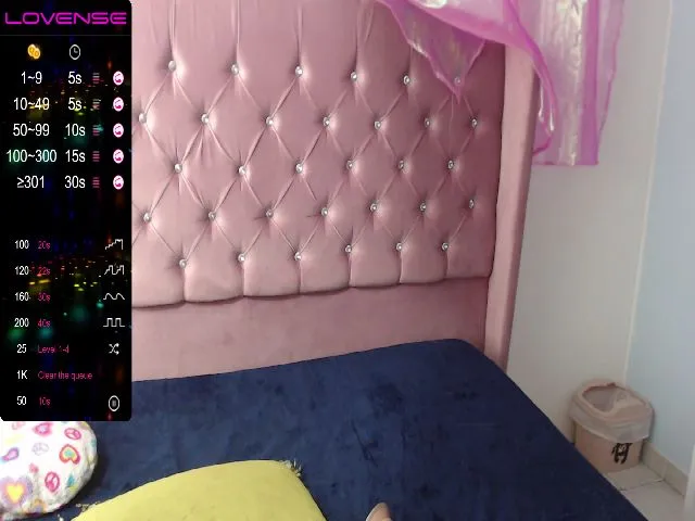 Live sex webcam photo for Valeriafiery #264985824