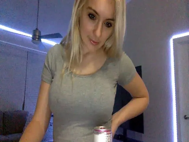 Live sex webcam photo for Sammy_gray #264049635