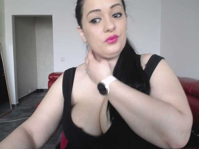 Live sex webcam photo for IHaveAFineAss #241334271