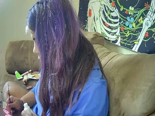 Live sex webcam photo for Lilmisspurp #255720491