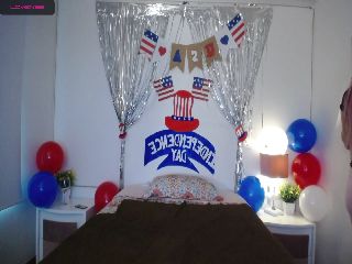 Live sex webcam photo for NicolSaenz #251876721