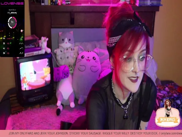 Live sex webcam photo for DrewBerries #254307656