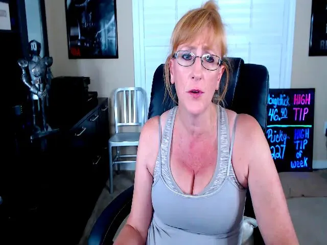 Live sex webcam photo for SummerKnightz #253628757