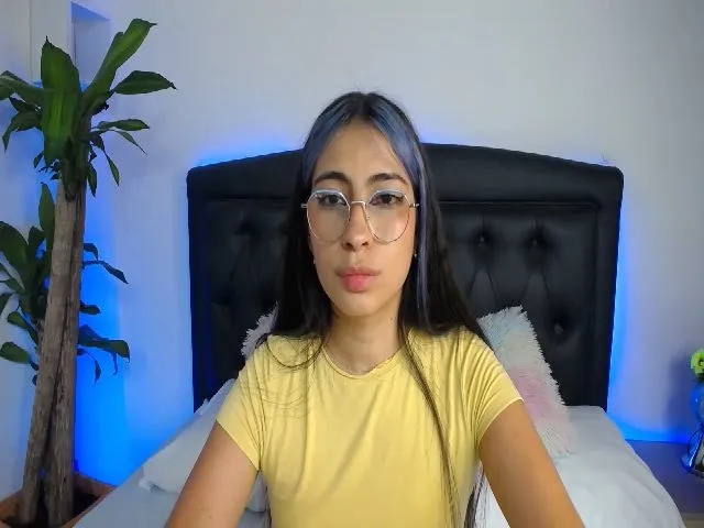 Live sex webcam photo for Mairerf #264394713