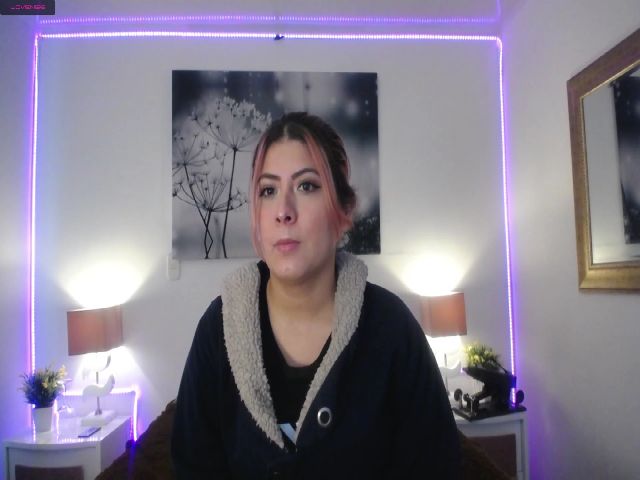 Live sex webcam photo for NicolSaenz #254484297