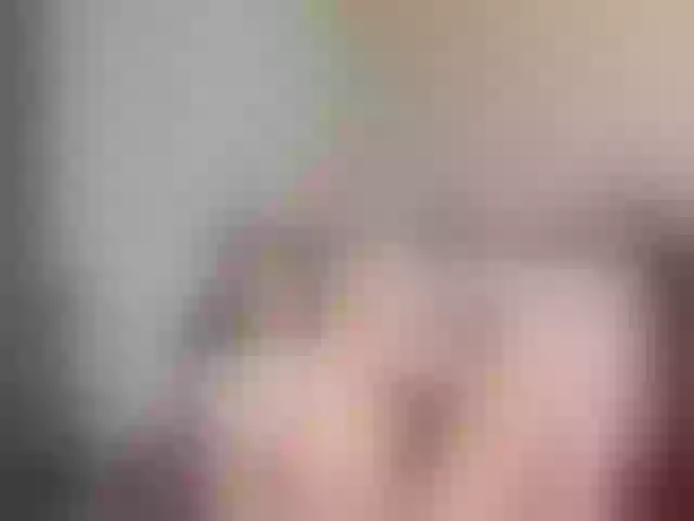 Live sex webcam photo for onlyours1 #250204074