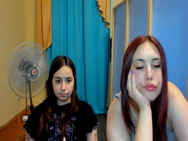 Live sex webcam photo for BeautiAmber #254156724