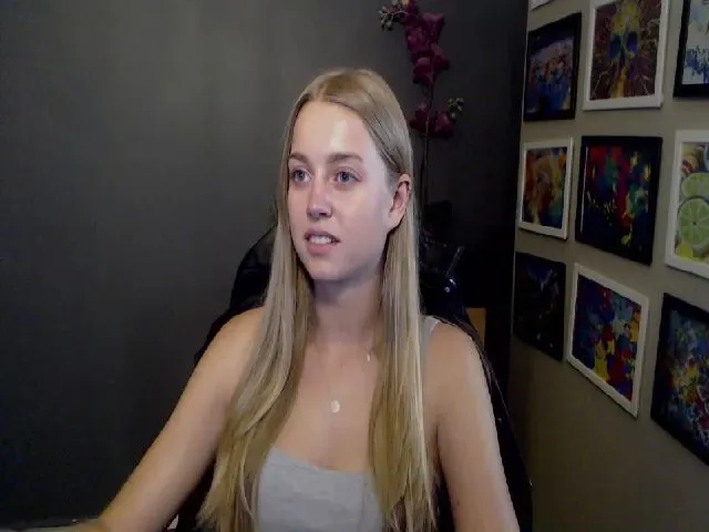 Live sex webcam photo for LUSTerica #260578254